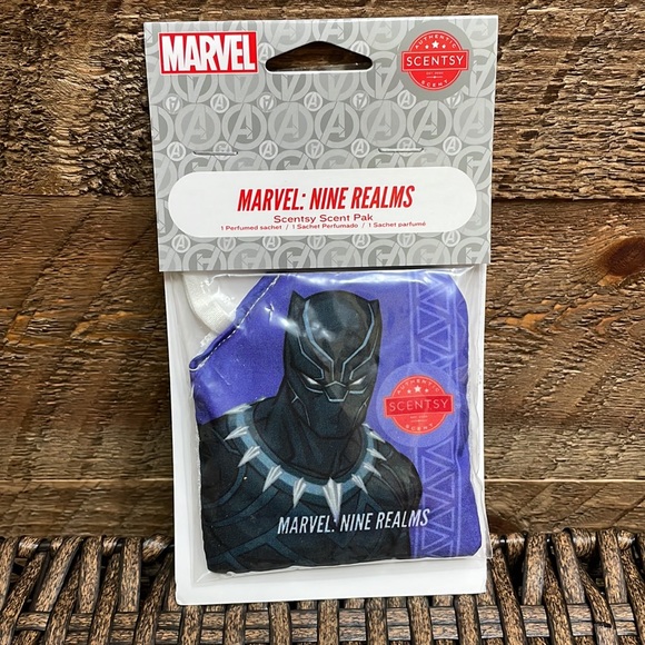 Scentsy Scent Paks Marvel, Frozen II, Looney Tunes & The Muppets (Bundle of 4) - Picture 2 of 9